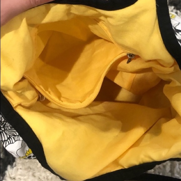 Floral/Geo print bucket bag - Picture 4 of 4